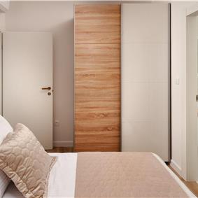 6 bedroom villa with heated pool near Omis, sleeps 12